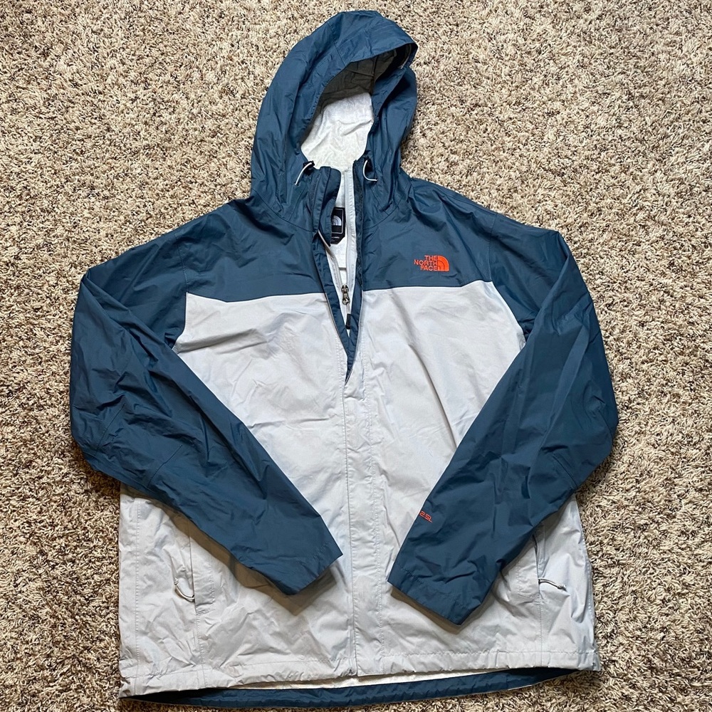 The North Face Summit Series Hyvent 2.5L Jacket
